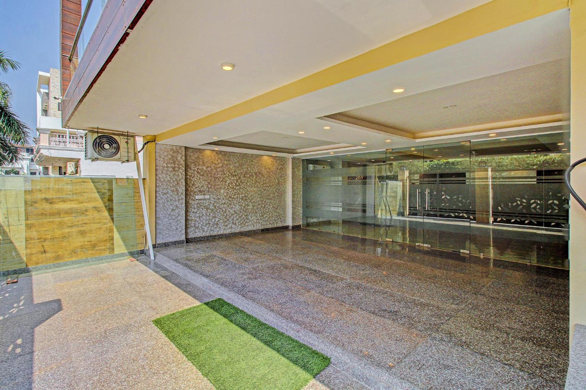Fabhotel Soft Petals Gurgaon Exteriör bild