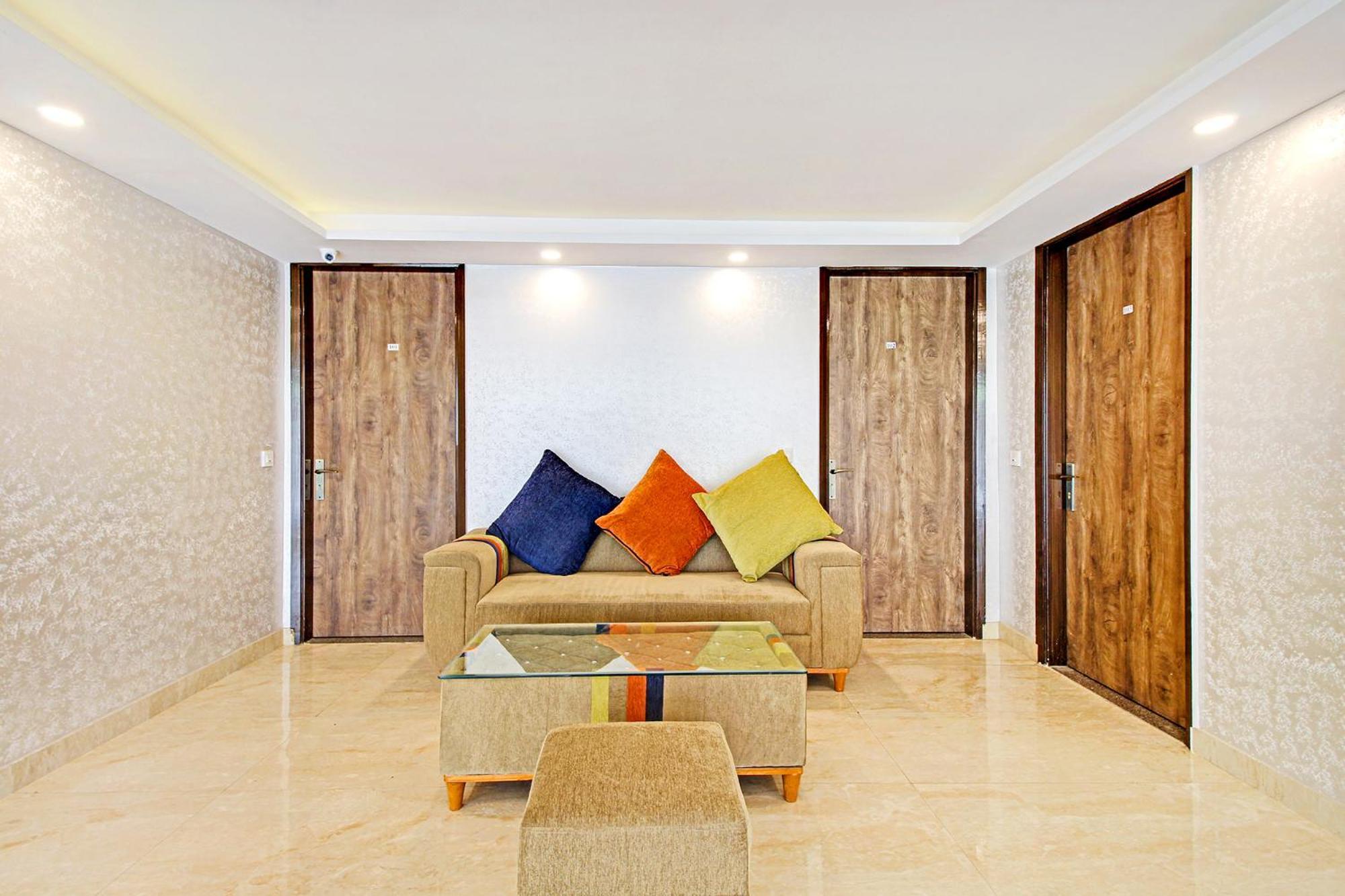 Fabhotel Soft Petals Gurgaon Exteriör bild